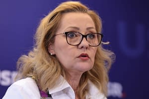 Elena Lasconi o îndeamnă pe Clotilde Armand „să-și dea demisia și să se ducă să facă voluntariat pentru Nicușor Dan”: „E îndreptățită, că acuma e șomeră, să fie supărată”