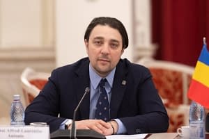 Fost senator: Avem o erodare sistematică a democrației în România