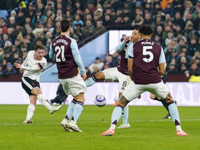 Aston Villa -1, ACUM pe Digi Sport 4. GOOOL! Două goluri în 9 minute